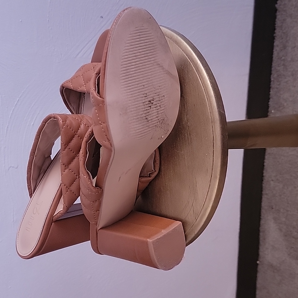 TAN HEEL SANDALS - Picture 2 of 4